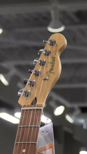 Fender - 014-0217-504 3